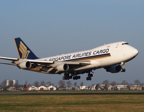 boeing-747-jumbo-jet-singapore-airlines-867517 boeing 747, jumbo jet, singapore airlines-867517.jpg